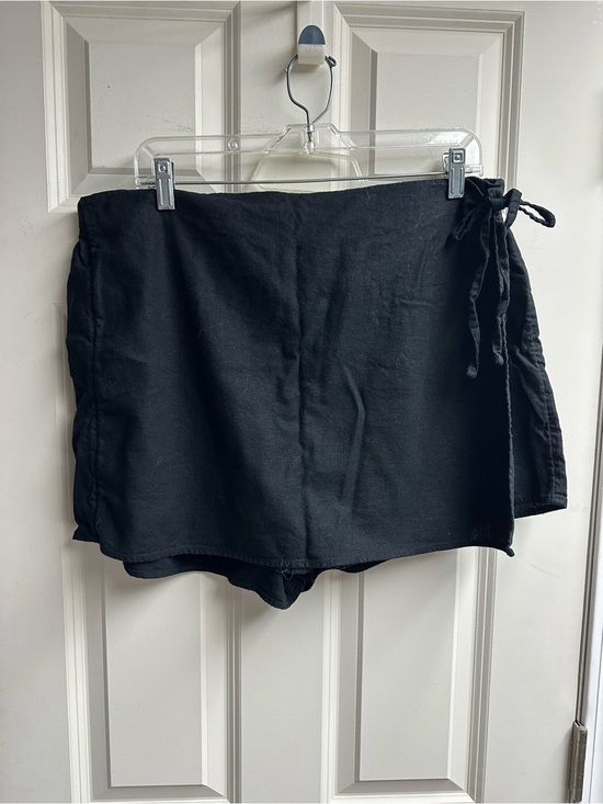 Old Navy Pants - Old Navy Black Side-Tie Linen-Blend Skort